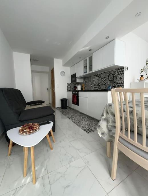 Apartment 2 Pieces Centre-ville Rambouillet